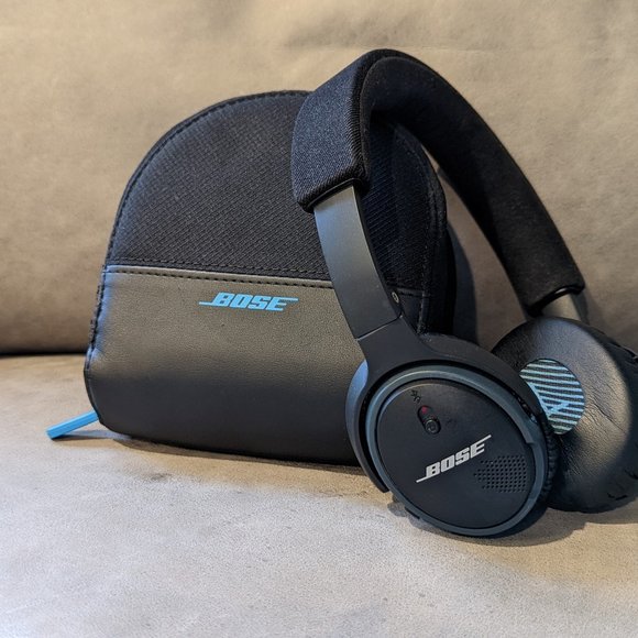 Bose SoundLink® around-ear wireless headphones II